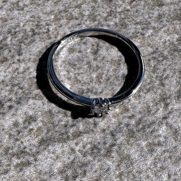 NEW Dainty Stack Ring w/ Round Crystal CZ Stone in Plated White Gold Size 8.125 - Picture 5 of 9